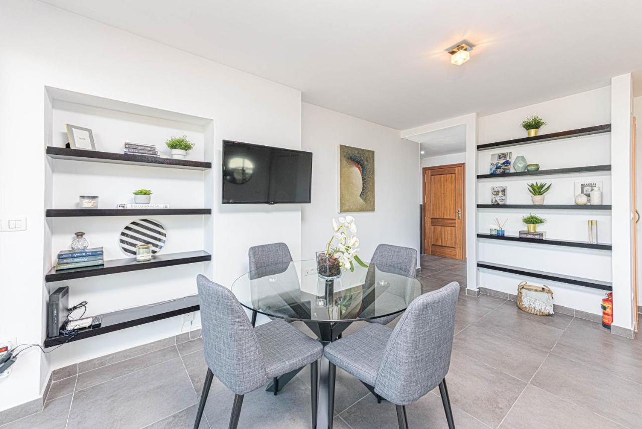 Mediterraneo Beach Apartment In Malaga By Solaga Holiday Homes Екстериор снимка